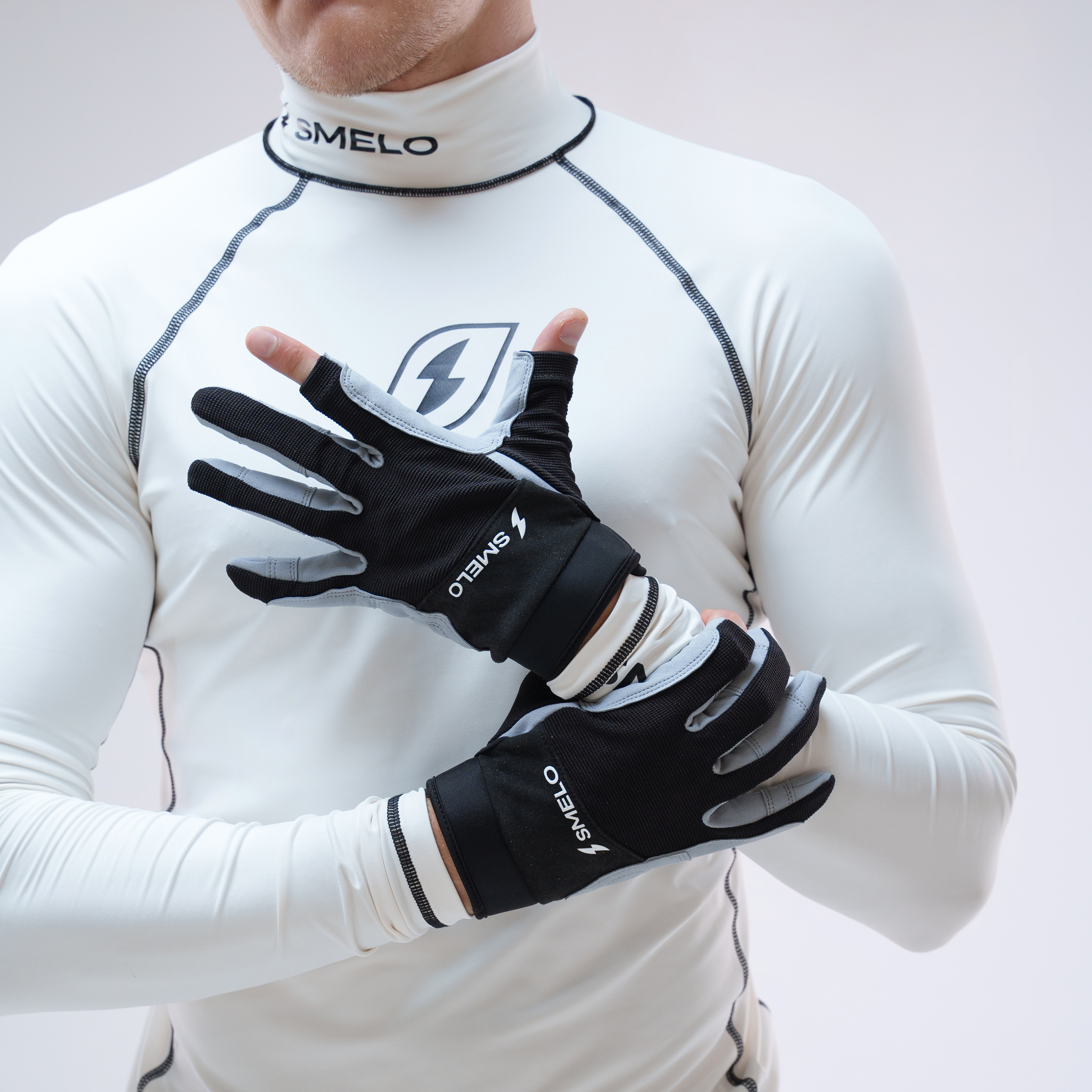 ПЕРЧАТКИ SMELO С ДЛИННЫМ ПАЛЬЦЕМ (Черно-серый)