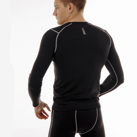 СПОРТИВНОЕ ТЕРМОБЕЛЬЕ SMELO